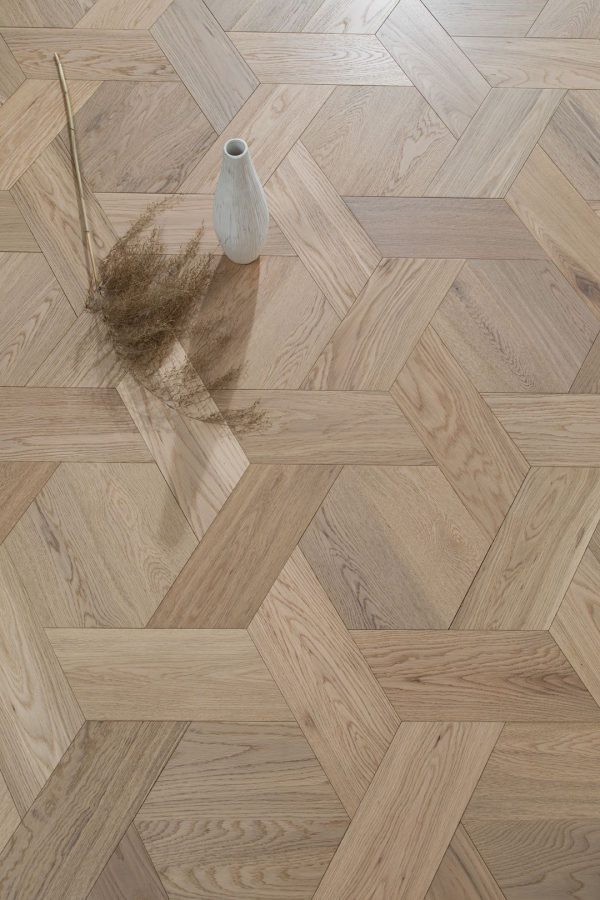 Honeycomb Luxe oak floorboards in a seamless, interlocking geometric design