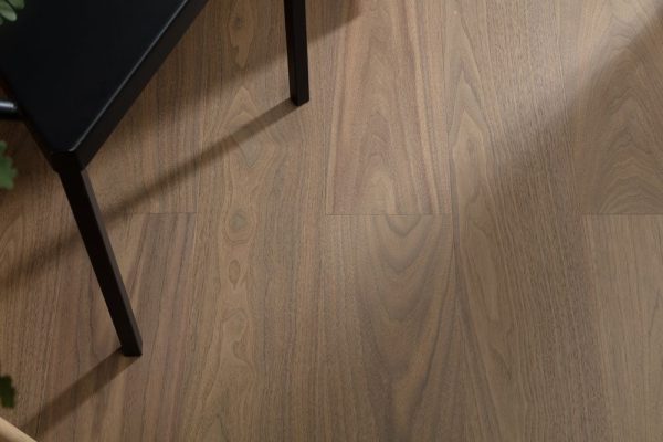 Close-up view of Sapele Mahogany Floorboard showcasing its rich grain