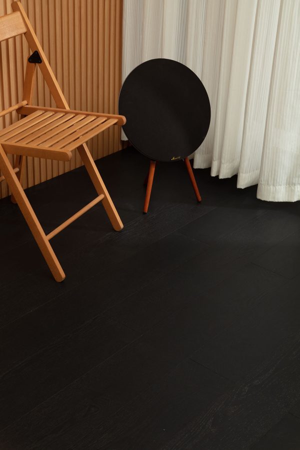 Obsidian Oak floorboard styled with modern decor.